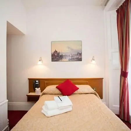 The Washington 2* Bristol