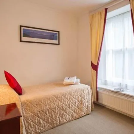 The Washington 2* Bristol