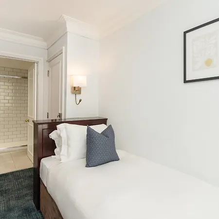 The Washington Hotel 2*