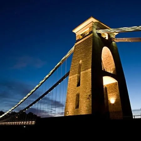 The Washington 2* Bristol