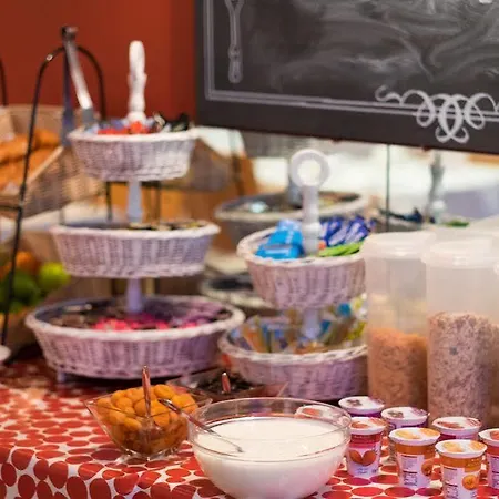 The Washington 2* Bristol