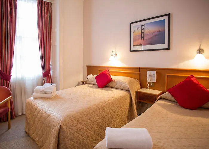 The Washington 2* Бристоль