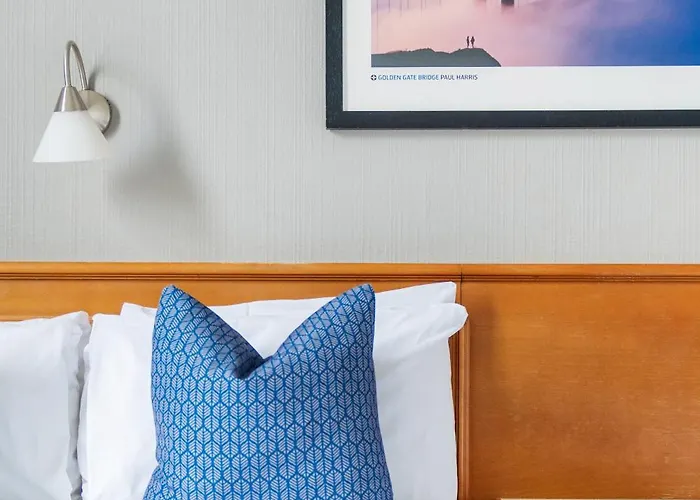 Отель The Washington