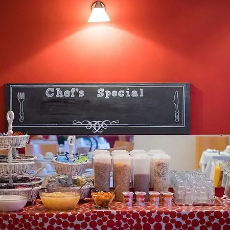 The Washington Otel Bristol